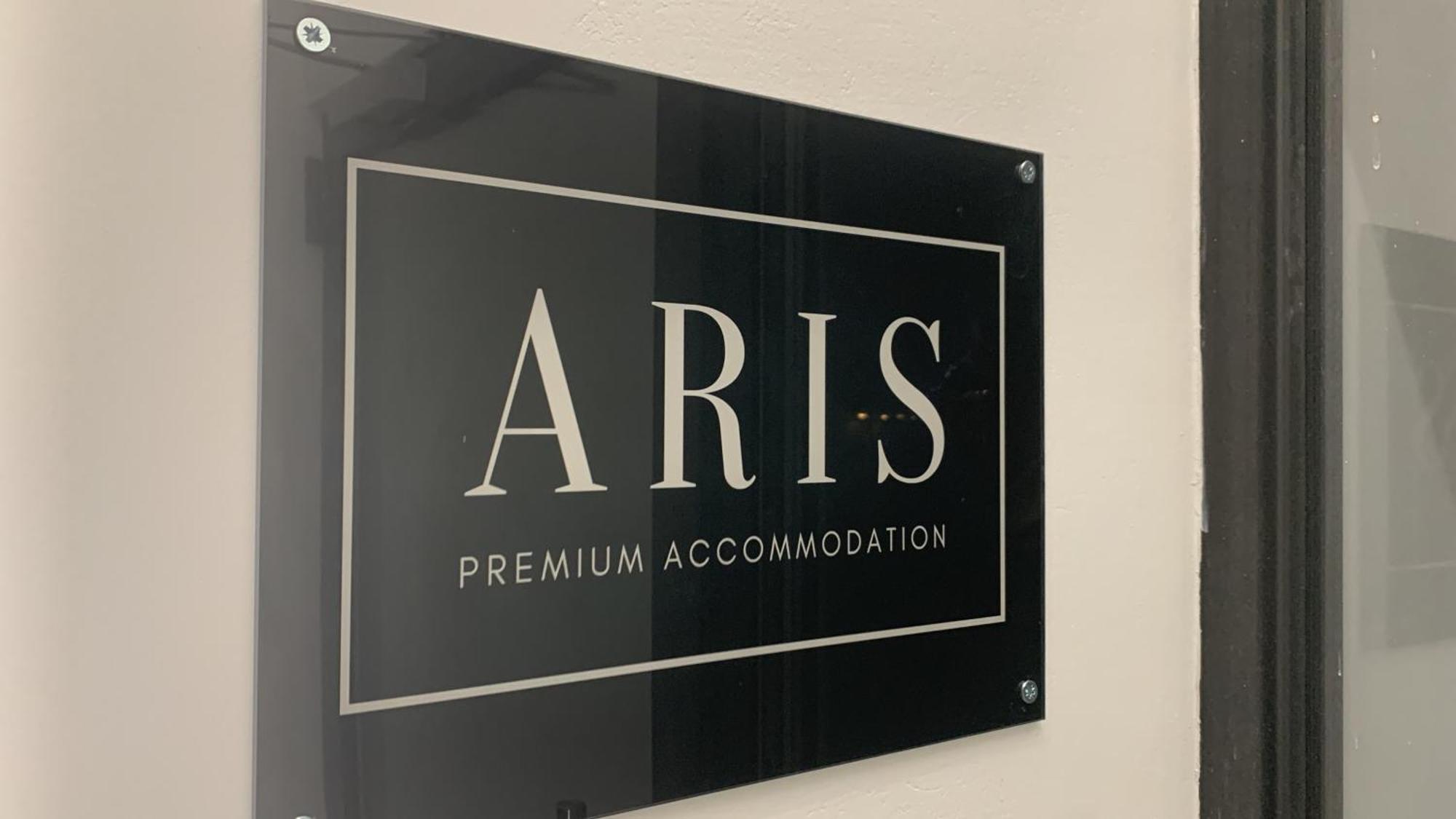 Aris Premium Accommodations Atene Esterno foto